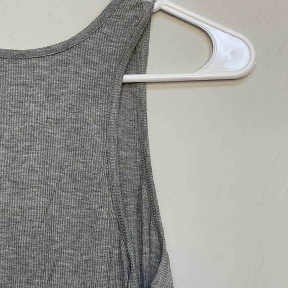 Free People High-Neck Ribbed Crop size large - Picture 4 of 9